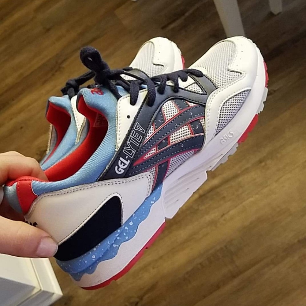 Asics gel lyte V size 11